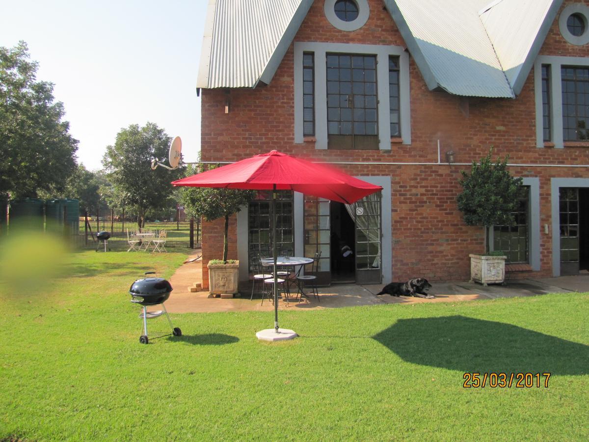 Millstream Inn Guest House Skeerpoort Exterior foto
