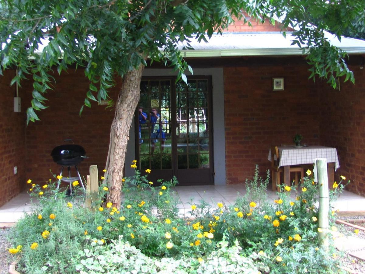 Millstream Inn Guest House Skeerpoort Exterior foto